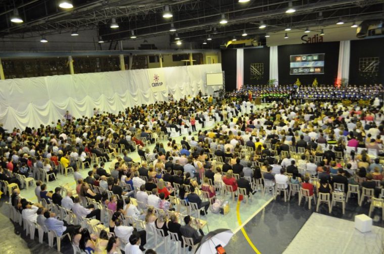 Formatura CEMAP UNOPAR de Concórdia reúne mais de 1.700 pessoas